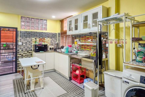 House in Chiang Mai, Thailand 2 bedrooms № 146589 - photo 9