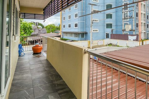 House in Chiang Mai, Thailand 2 bedrooms № 146589 - photo 18