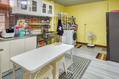 House in Chiang Mai, Thailand 2 bedrooms № 146589 - photo 11