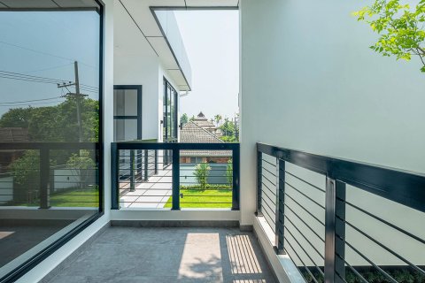 Villa in Chiang Mai, Thailand 4 bedrooms № 146591 - photo 19