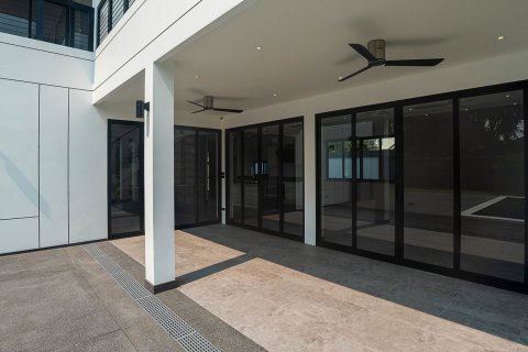 Villa in Chiang Mai, Thailand 4 bedrooms № 146591 - photo 5