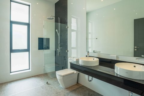 Villa in Chiang Mai, Thailand 4 bedrooms № 146591 - photo 17