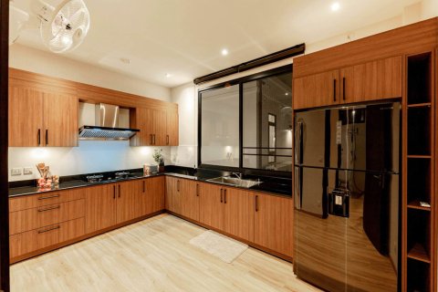 Villa à Chiang Mai, Thaïlande 5 chambres № 146590 - photo 25