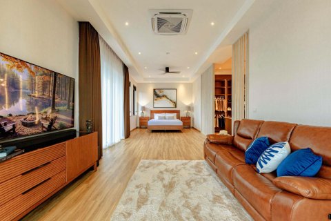 Villa in Chiang Mai, Thailand 5 bedrooms № 146590 - photo 14