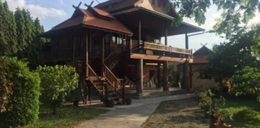 Villa à Hua Hin, Thaïlande 4 chambres № 193352