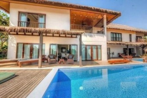 Villa à Hua Hin, Thaïlande 4 chambres № 193350