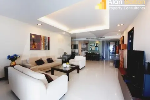 Condominio de 2 dormitorios en Pattaya, Tailandia № 210706 - foto 12