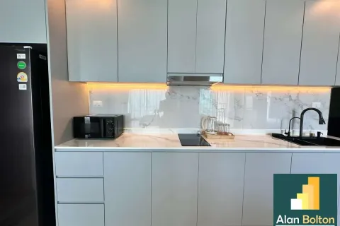 Condominio de 2 dormitorios en Jomtien Beach, Pattaya, Tailandia № 210703 - foto 12