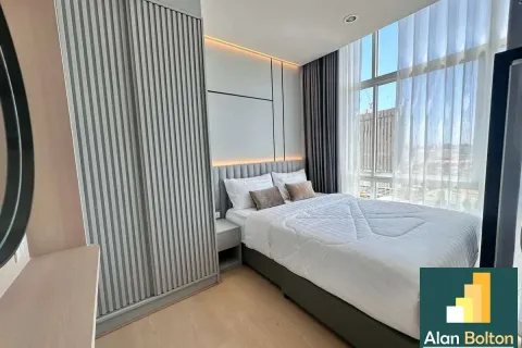 Condominio de 2 dormitorios en Jomtien Beach, Pattaya, Tailandia № 210703 - foto 13
