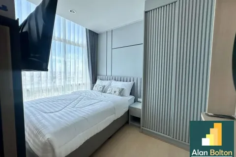 Condominio de 2 dormitorios en Jomtien Beach, Pattaya, Tailandia № 210703 - foto 7