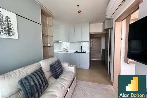 Condominio de 2 dormitorios en Jomtien Beach, Pattaya, Tailandia № 210703 - foto 18