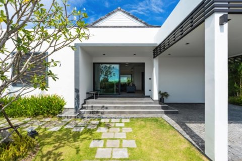 Villa in Hua Hin, Thailand 3 Schlafzimmer № 221921 - Foto 5
