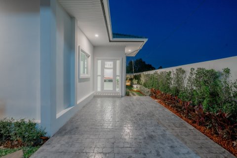 Villa in Hua Hin, Thailand 3 Schlafzimmer № 221925 - Foto 14