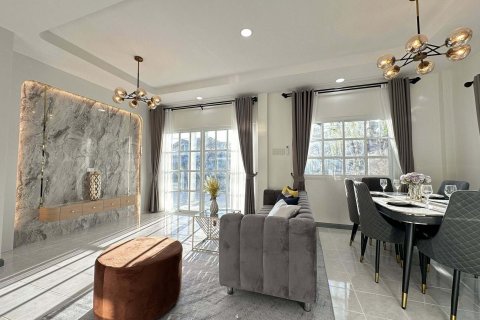 Maison à Pattaya, Thaïlande 2 chambres № 135659 - photo 9