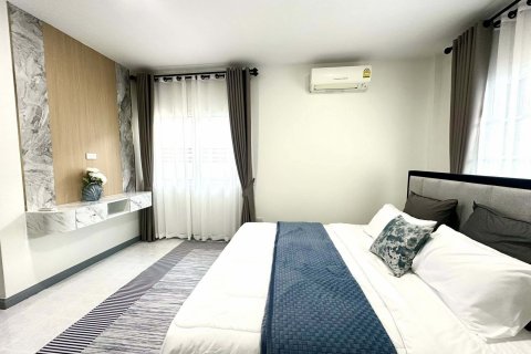 Maison à Pattaya, Thaïlande 2 chambres № 135659 - photo 16