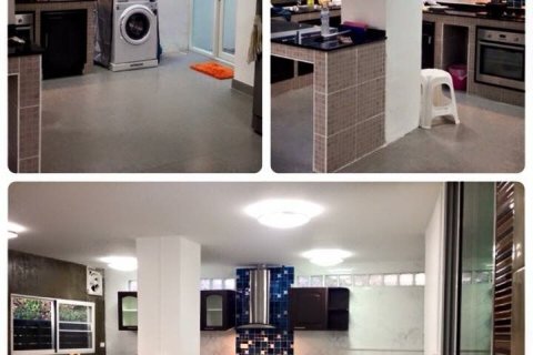 Maison à Khlong Sam Wa, Bangkok, Thaïlande 3 chambres № 161153 - photo 2