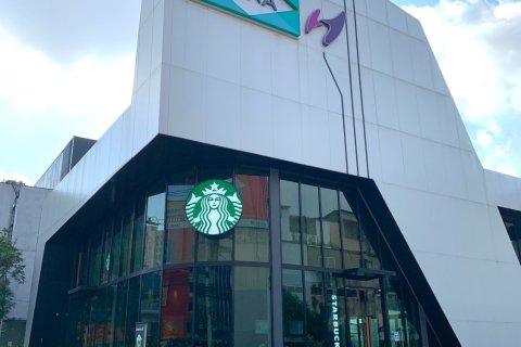 Condo in Bang Kapi, Bangkok, Thailand, 2 bedrooms  № 161155 - photo 4