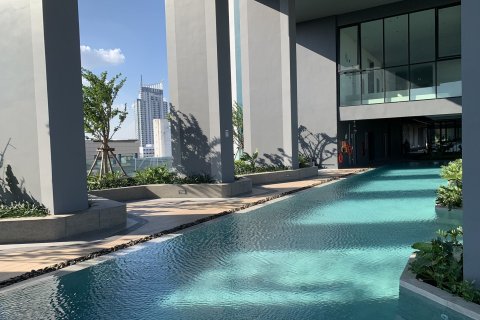 Condo in Bang Kapi, Bangkok, Thailand, 2 bedrooms  № 161155 - photo 12