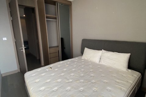 Condo à Huai Khwang, Bangkok, Thaïlande, 2 chambres № 161150 - photo 8