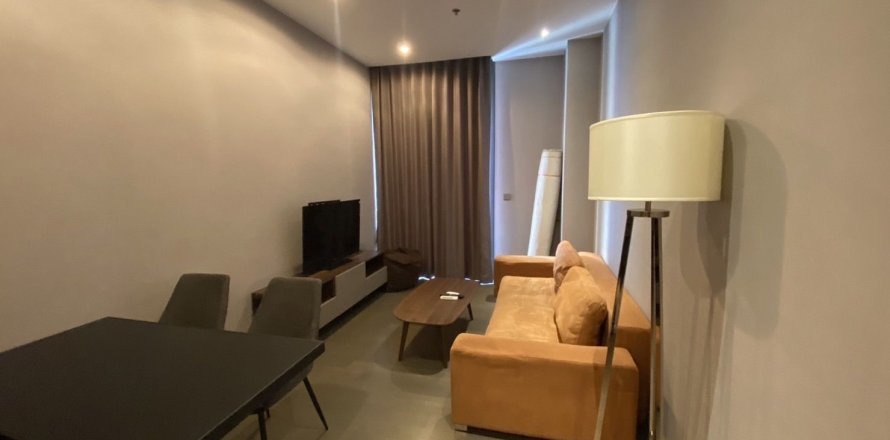 Condo à Huai Khwang, Bangkok, Thaïlande, 2 chambres № 161150