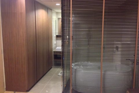 Кондоминиум с 2 спальнями в Ваттхане, Бангкок, Таиланд № 161154 - фото 2