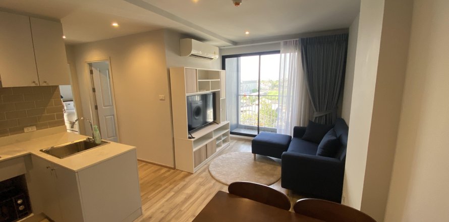 Condo à Lat Phrao, Bangkok, Thaïlande, 2 chambres  № 161152