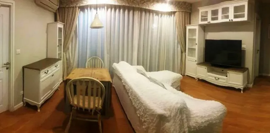 Condo à Khlong Toei, Bangkok, Thaïlande, 2 chambres  № 140057