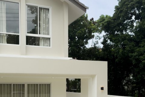 Дом в Ханг Донге, Таиланд с 4 спальнями  № 140060 - фото 3