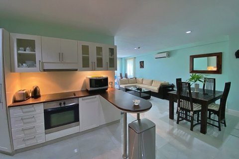 Condo in Hua Hin, Thailand, 2 bedrooms  № 168433 - photo 11