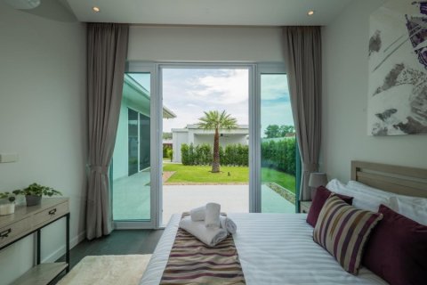 Villa in Hua Hin, Thailand 3 bedrooms № 168429 - photo 9