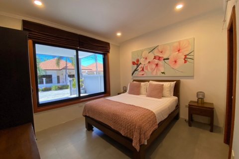 Villa in Hua Hin, Thailand 3 bedrooms № 168431 - photo 15