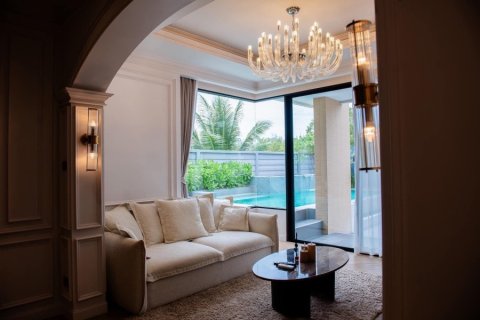 Villa in Hua Hin, Thailand 4 bedrooms № 168432 - photo 8