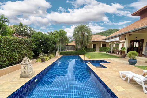 Villa à Hua Hin, Thaïlande 5 chambres № 168428 - photo 3