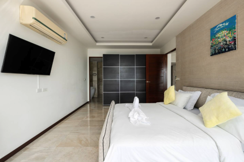 Villa in Ko Samui, Thailand 3 bedrooms № 159608 - photo 17