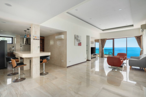 Villa in Ko Samui, Thailand 3 bedrooms № 159608 - photo 2