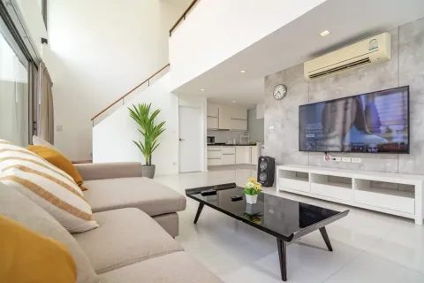 Duplex in Pattaya, Thailand 3 bedrooms № 159609 - photo 1
