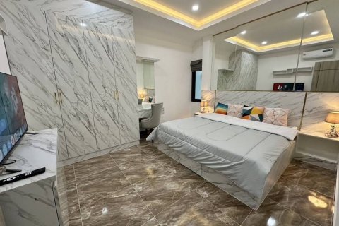 Villa à Pattaya, Thaïlande 5 chambres № 167191 - photo 3