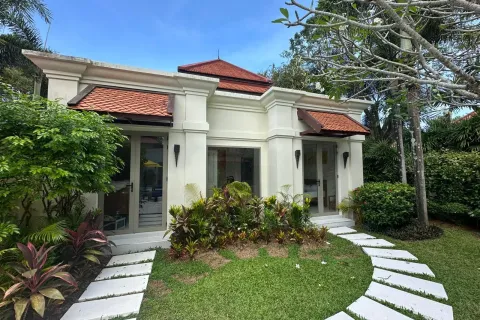 Villa in Phuket, Thailand 6 bedrooms № 167188 - photo 9