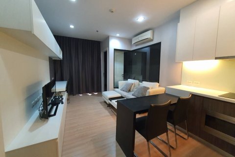 Студия в кондо в Кхлонг Сане, Бангкок, Таиланд № 167187 - фото 7