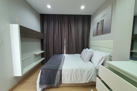 Студия в кондо в Кхлонг Сане, Бангкок, Таиланд № 167187 - фото 5