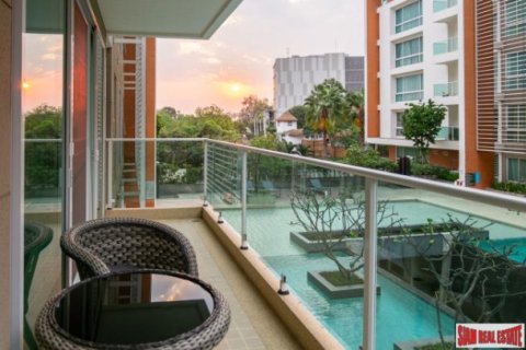 Apartment in Hua Hin, Thailand 3 bedrooms № 194117 - photo 1