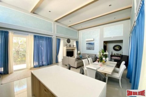 House in Pattaya, Thailand 3 bedrooms № 194114 - photo 3