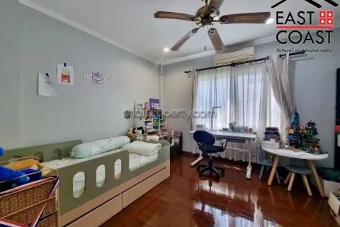 Casa de 3 dormitorios en Pattaya, Tailandia № 213538 - foto 18
