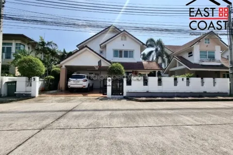 Casa de 3 dormitorios en Pattaya, Tailandia № 213538