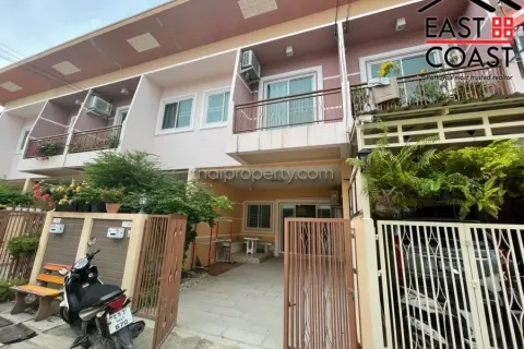 Casa de 3 dormitorios en Pattaya, Tailandia № 213540 - foto 2