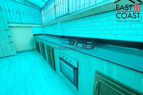 Casa de 3 dormitorios en Pattaya, Tailandia № 213540 - foto 8