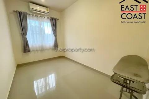 Casa de 3 dormitorios en Pattaya, Tailandia № 213540 - foto 17