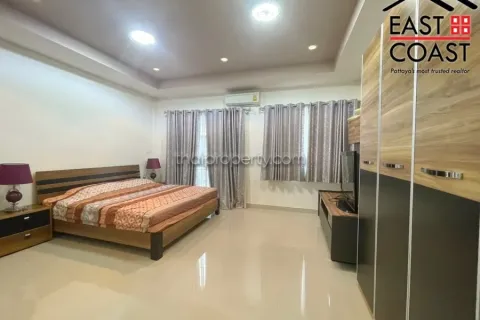 Casa de 3 dormitorios en Pattaya, Tailandia № 213540 - foto 13
