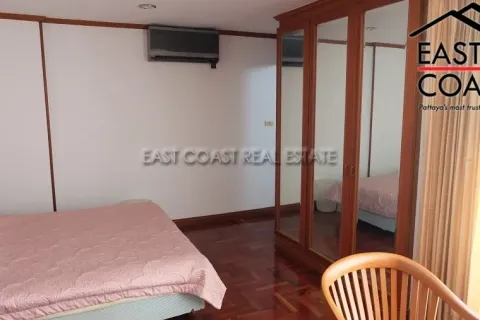 Condominio de 4 dormitorios en Pattaya, Tailandia № 213542 - foto 17