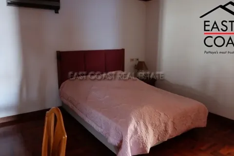 Condominio de 4 dormitorios en Pattaya, Tailandia № 213542 - foto 18